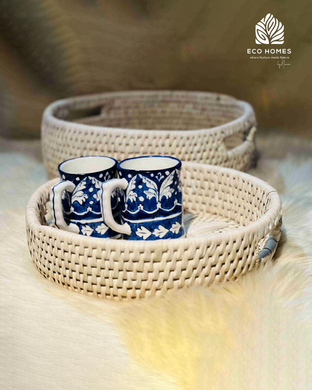 Ivory Round Tray with Blue Pottery Mugs – 3-Piece Gift Set